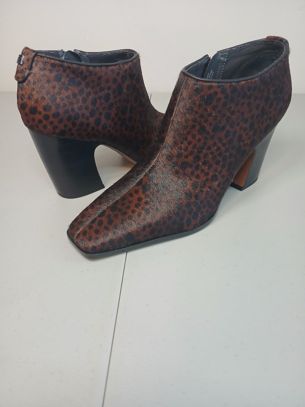 Brown & Black Leopard-Print Calf Hair Leather Ankle Booties 10M NWOT A-Jude-02